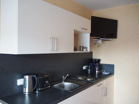 Classic Apartment, Private Bathroom, River View (Moselblick 3) | Interior