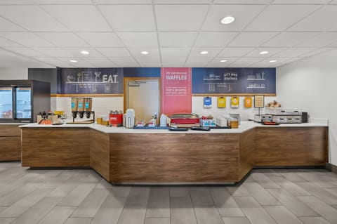 Free daily breakfast