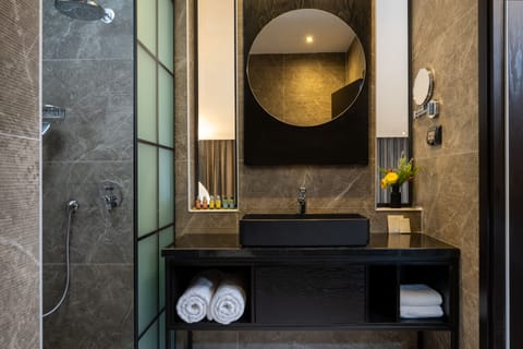 Design Double or Twin Room | Bathroom | Designer toiletries, hair dryer, bathrobes, slippers