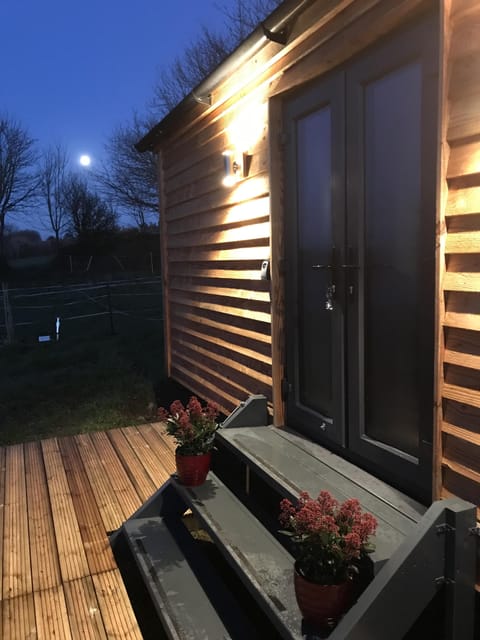 Luxury Room, Private Bathroom | Exterior