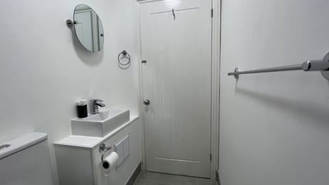 Double Room | Bathroom