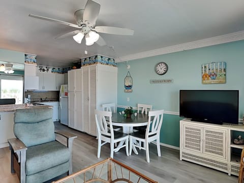 Condo, Multiple Beds, Balcony, Ocean View (Summit Beach Resort #315) | Private kitchen | Fridge, microwave, oven, stovetop