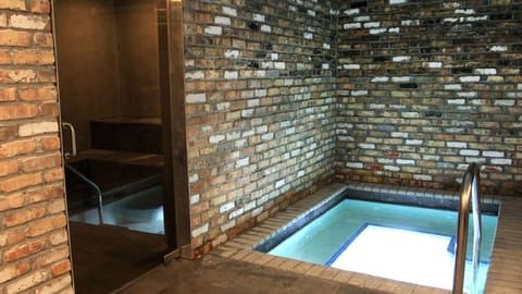 Turkish bath, hydrotherapy, aromatherapy