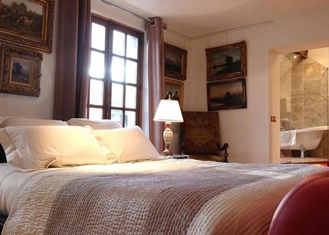 Superior Double Room (Suite Barbizon) | Individually decorated, individually furnished, free WiFi, bed sheets