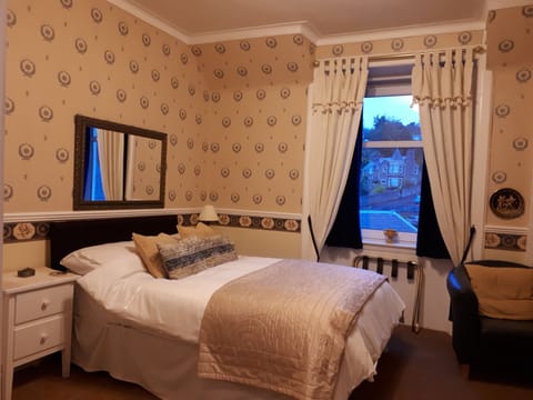 Double Room | Individually decorated, individually furnished, desk, free WiFi