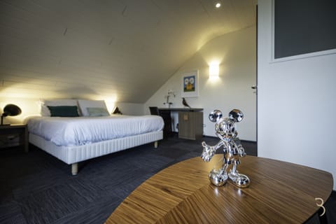 Comfort Double Room | Premium bedding, minibar, laptop workspace, soundproofing