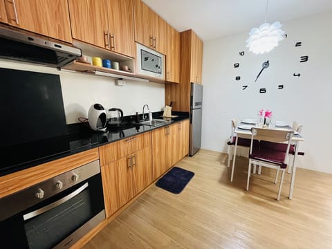 Apartment | Private kitchen | Fridge, microwave, oven, stovetop