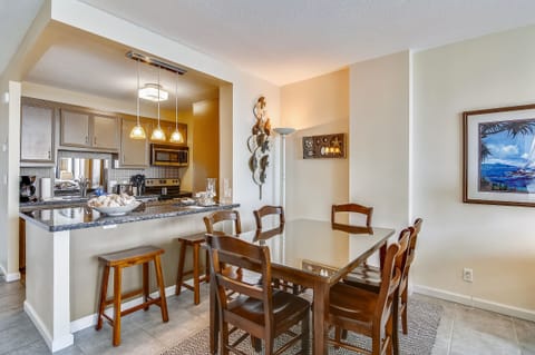 Condo, Multiple Beds, Ocean View | Private kitchen | Fridge, microwave, oven, stovetop