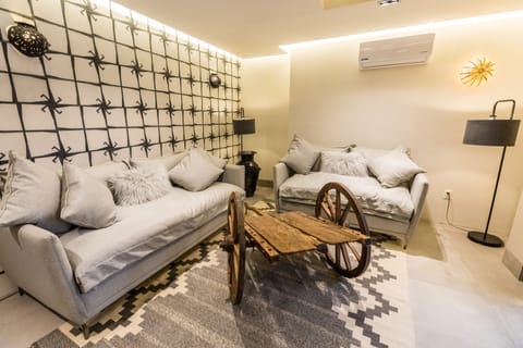 Premier Double Room | Living area | Flat-screen TV