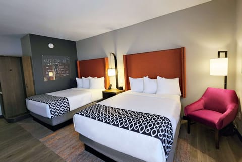 Desk, laptop workspace, free WiFi, bed sheets