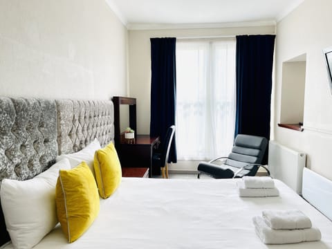 Standard Double Room | Individually decorated, individually furnished, soundproofing