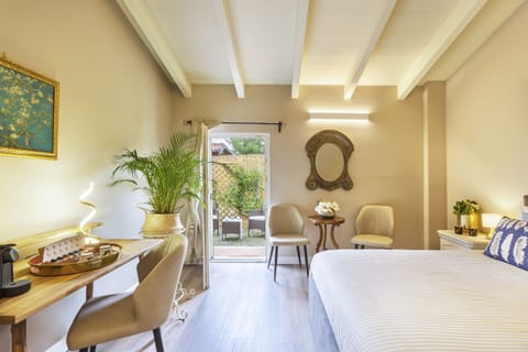 Premium Double Room | In-room safe, desk, free WiFi, bed sheets