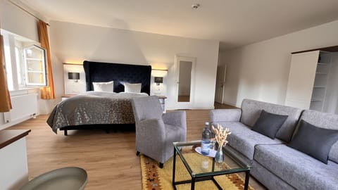 Deluxe Room | Free WiFi, bed sheets