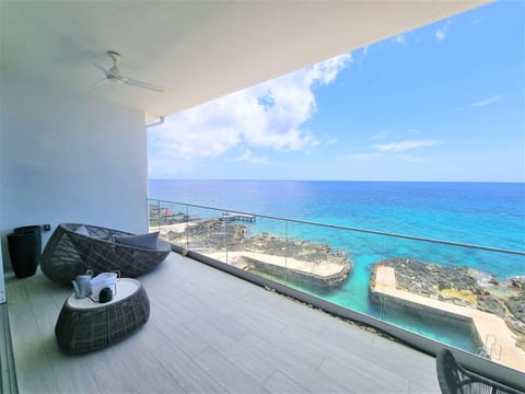 Luxury Condo, 1 Bedroom, Ocean View | Terrace/patio