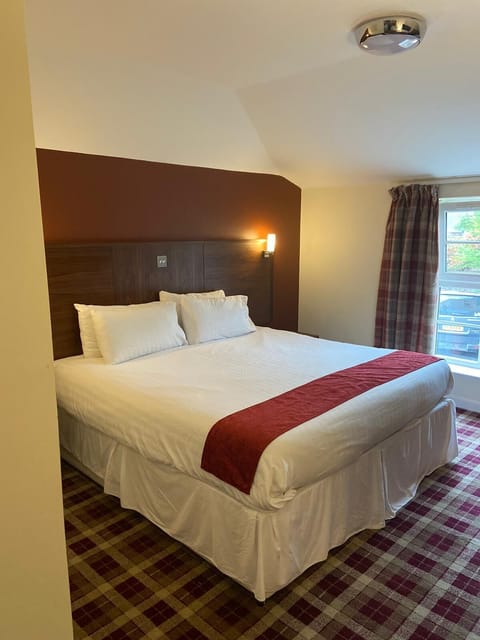 Deluxe Double Room | In-room safe, blackout drapes, soundproofing, iron/ironing board