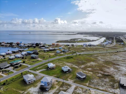 House, 5 Bedrooms | Aerial view