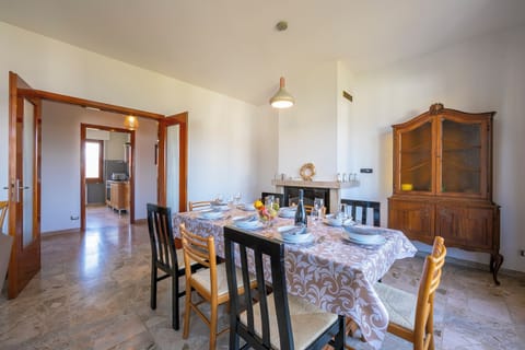 Standard Apartment, Multiple Bedrooms, 2 Bathrooms (Residenza Il Parco Family Retreat) | Dining