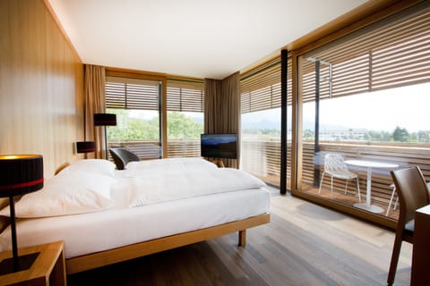 Junior Suite, 1 Double Bed, Balcony | Room amenity