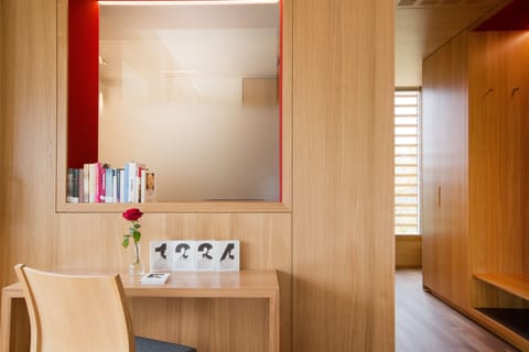 Junior Suite, 1 Double Bed, Balcony | Living area | Flat-screen TV