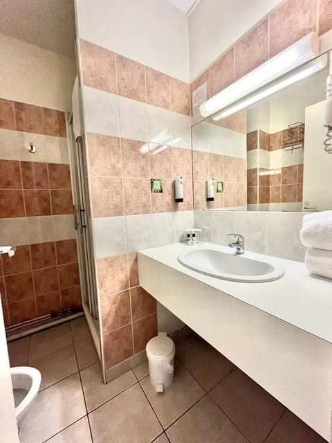 Comfort Room | Bathroom | Free toiletries, hair dryer, towels, soap