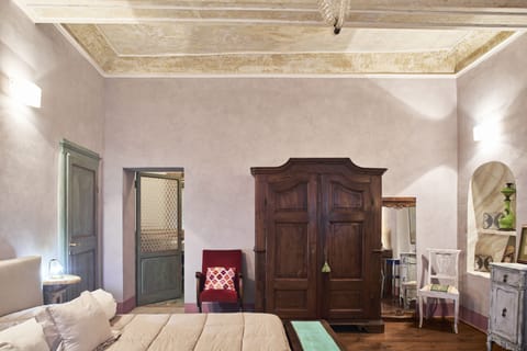 Superior Double or Twin Room | Individually decorated, individually furnished, iron/ironing board