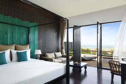 Deluxe Room with Sea View | View from room