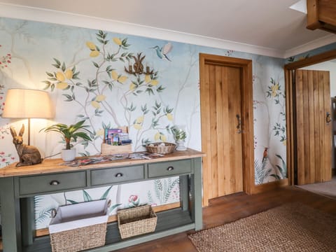 Cottage | 5 bedrooms, individually decorated, individually furnished, free WiFi