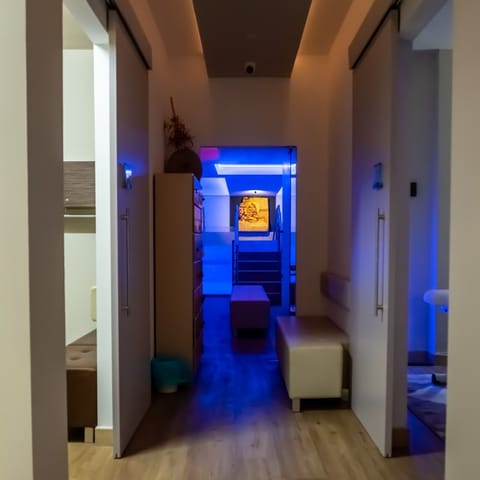 Couples treatment rooms, Turkish bath, body treatments, hydrotherapy