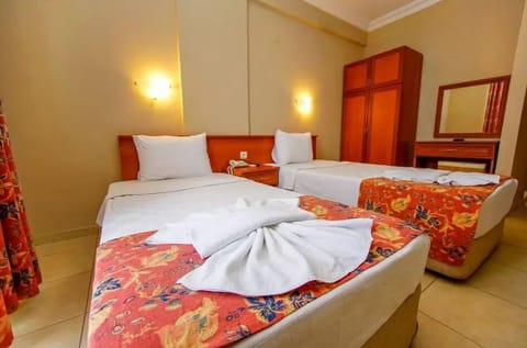 Standard Double or Twin Room, Sea View | Minibar, desk, bed sheets