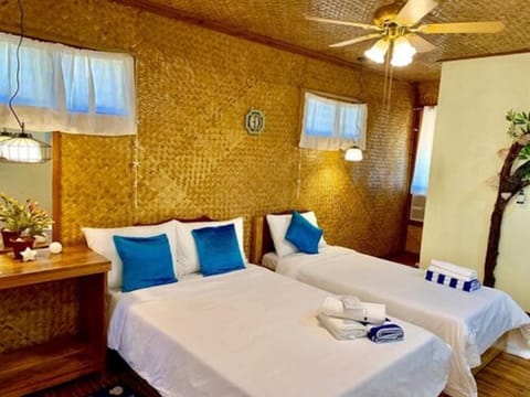 Deluxe Triple Room | WiFi, bed sheets