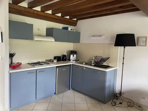 Superior Studio Suite | Living area | 90-inch Smart TV with satellite channels, offices