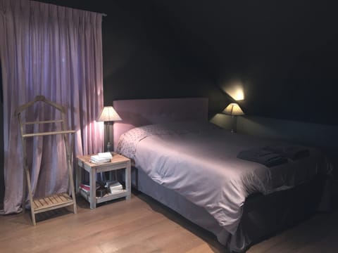 Suite | Minibar, desk, soundproofing, free cribs/infant beds