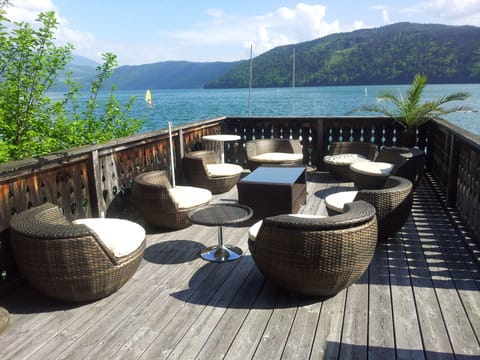 Sauna, steam room, Turkish bath, body treatments, hot stone massages