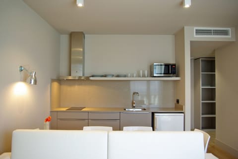 Apartment, 2 Bedrooms | Private kitchenette | Fridge, microwave, stovetop, coffee/tea maker