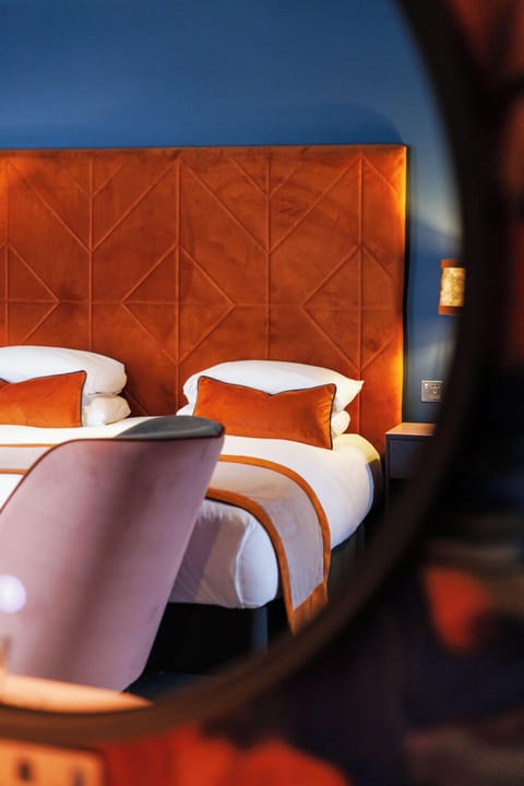 In-room safe, individually decorated, desk, blackout drapes