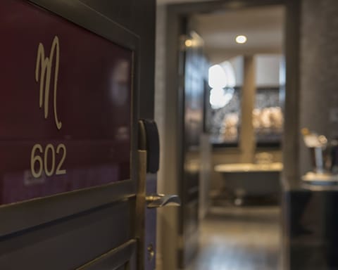 Desk, blackout drapes, iron/ironing board, free WiFi