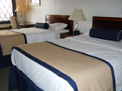 Superior Room | Desk, free WiFi, bed sheets