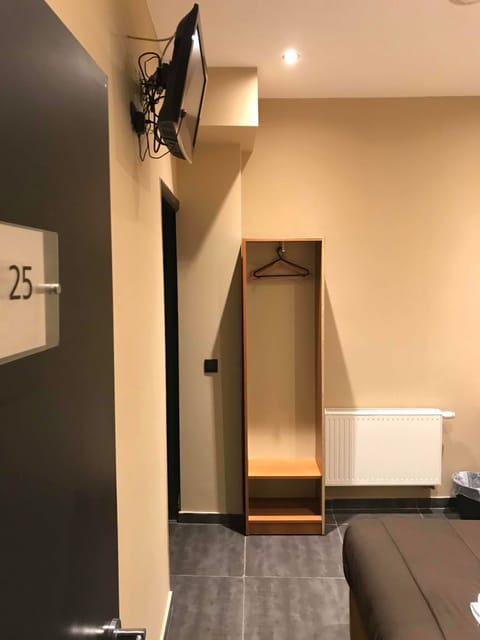 Double Room | Premium bedding, desk, soundproofing, rollaway beds