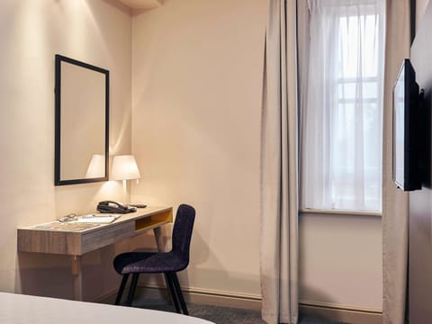 In-room safe, desk, iron/ironing board, free WiFi