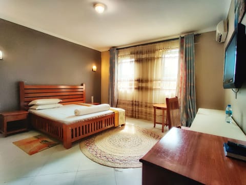 Standard Double Room | Premium bedding, individually decorated, individually furnished, desk