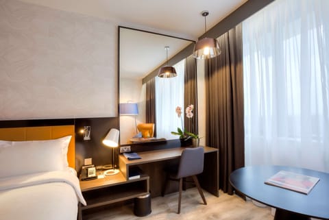 Premium Room (High Floor) | In-room safe, desk, laptop workspace, blackout drapes