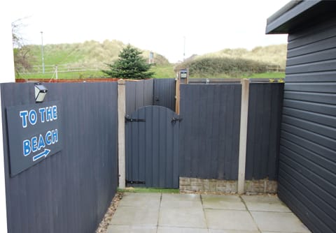 Cottage | Property grounds