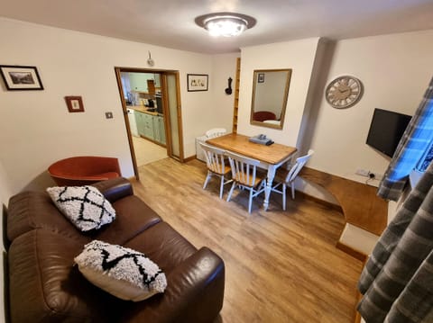 Cottage | Living room