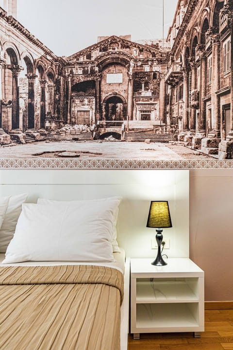 Deluxe Room | Premium bedding, Select Comfort beds, minibar, in-room safe