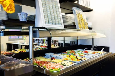 Daily continental breakfast for a fee