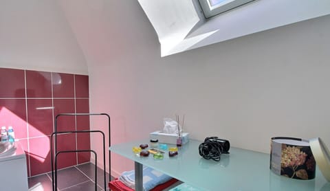 Free toiletries, hair dryer, towels