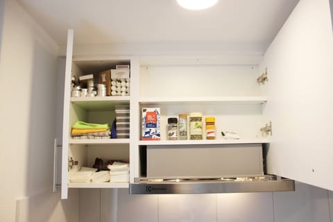 Apartment, 1 Bedroom, City View | Interior