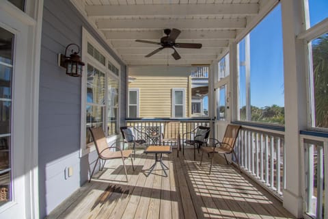 House, Multiple Beds, Kitchen | Balcony view