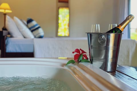 Superior Room, 1 Double Bed, Jetted Tub | Private spa tub