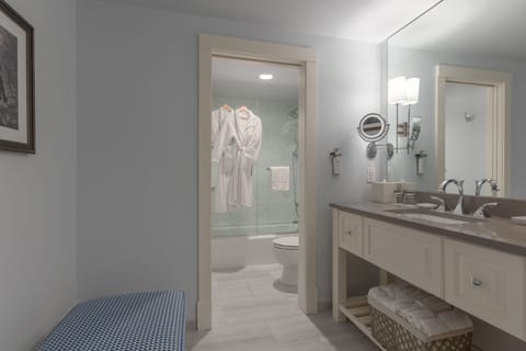 Corner Room 1 King, with Sofa Bed, Harbor View | Bathroom | Combined shower/tub, designer toiletries, hair dryer, bathrobes